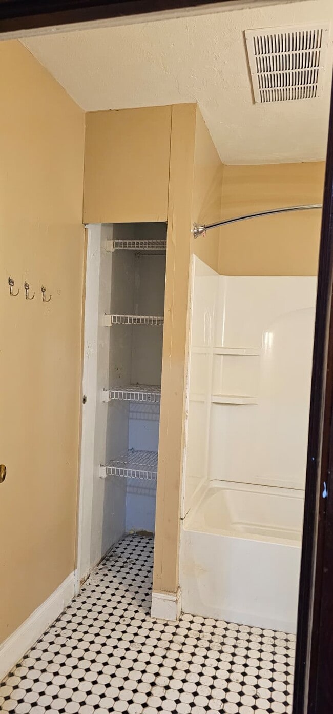 Photo - 7511 Indiana Ave