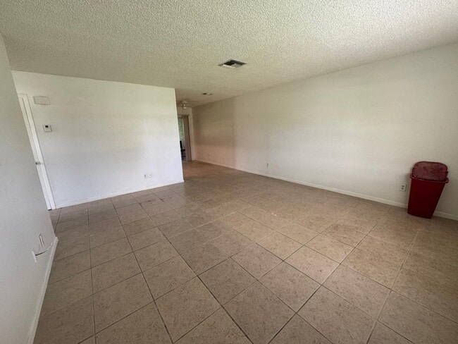 Photo - 2703 Cherokee Ave