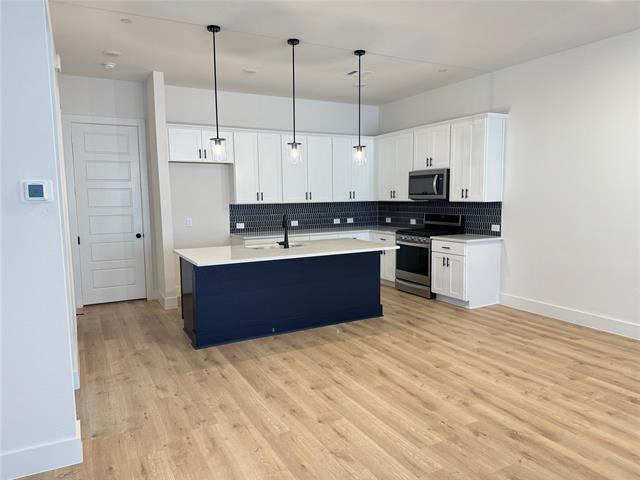 Building Photo - 1313 Eureka Spgs St