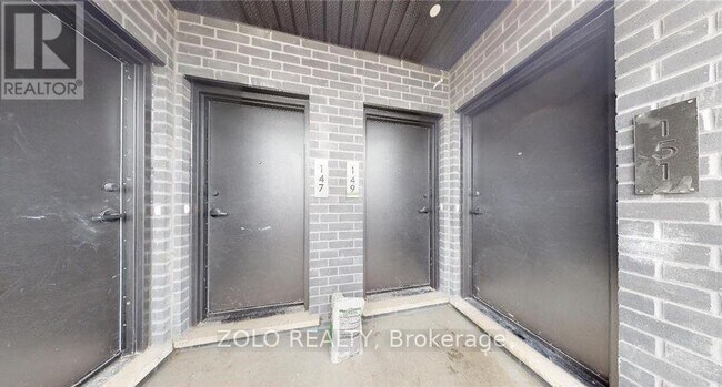 Photo - 3900 Savoy St
