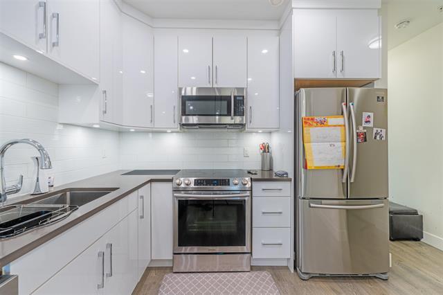 Photo - 5069 Earles St