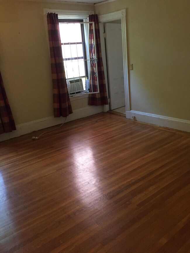 429 Marlborough St Unit 3B