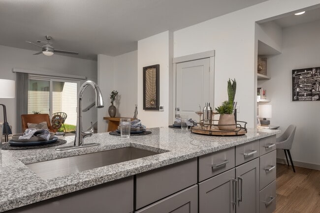 Photo - Collection Champions Circle Homes