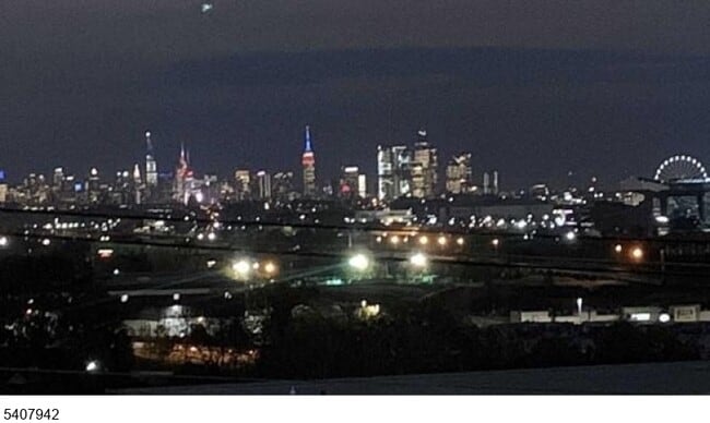 Photo - 15 Hackensack St