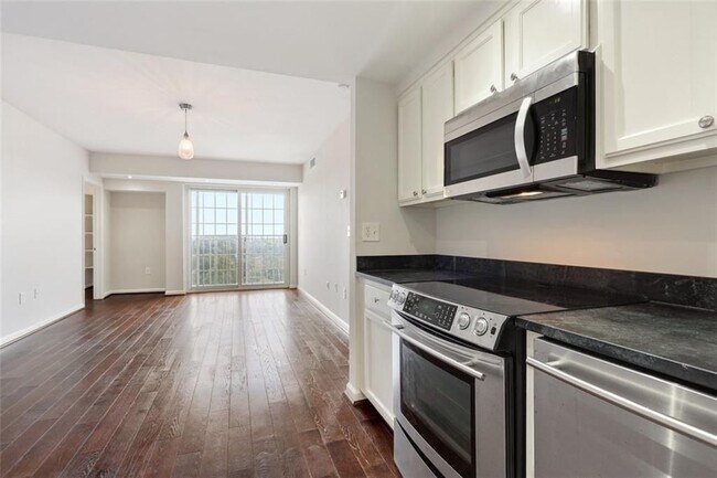 Photo - 199 14th St NE