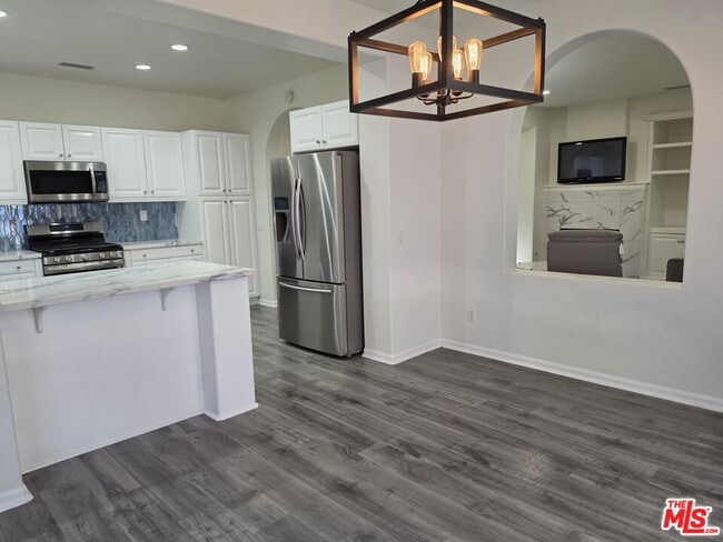 Photo - 26913 Monterey Ave