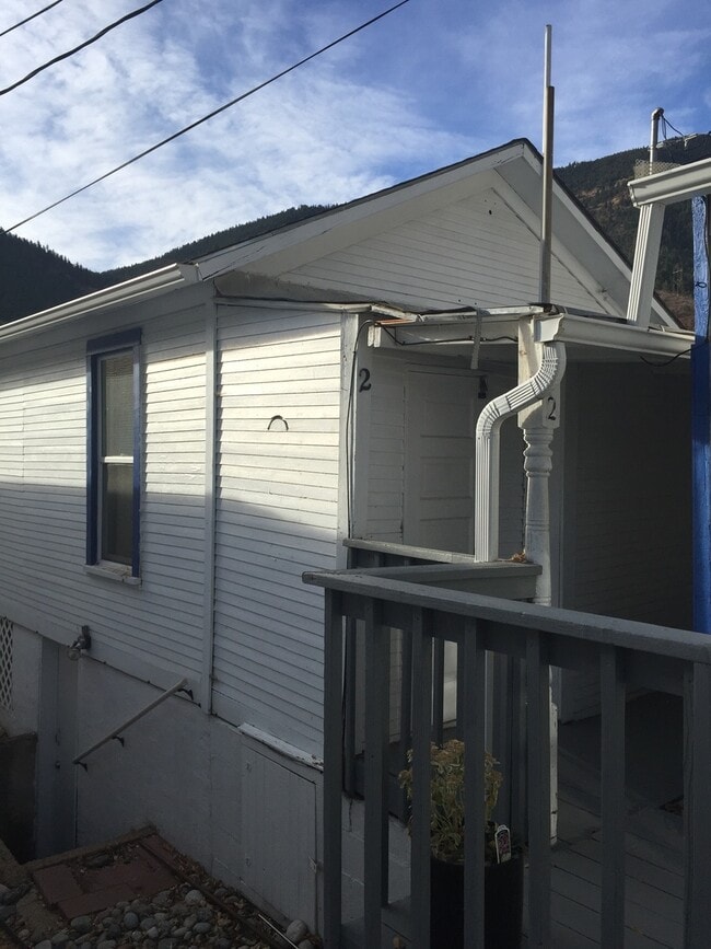 Building Photo - 337 Pilot Knob Ave Unit 2