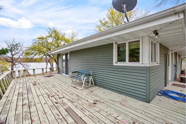 13878 Sakatah Lake Rd