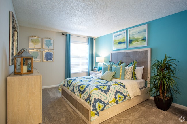 2BR, 1BA - 975 SF - Tranquility - Master Bedroom