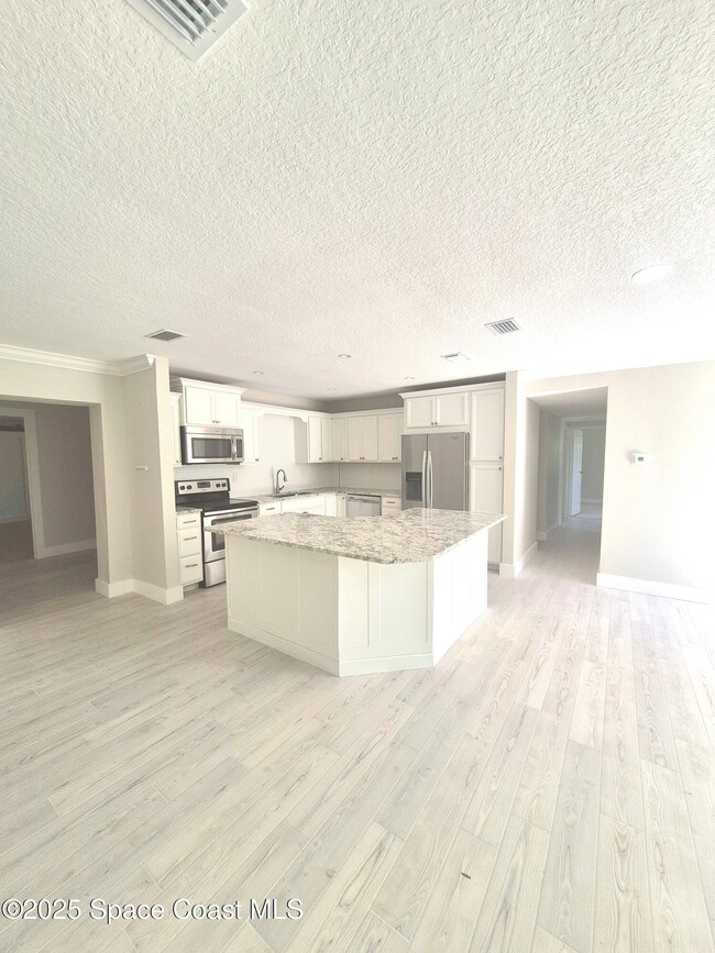 Photo - 58 Moore Ave