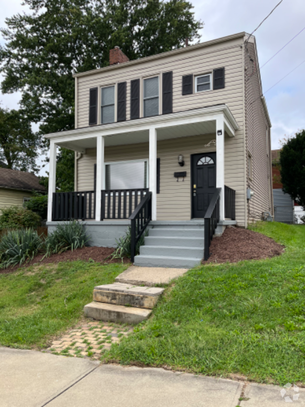 Building Photo - 135 Fannie St Rental