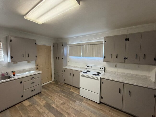 Photo - 2 Bed 2 Bath Home