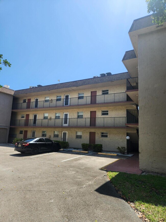 Photo - 705 Lori Dr Unit 110