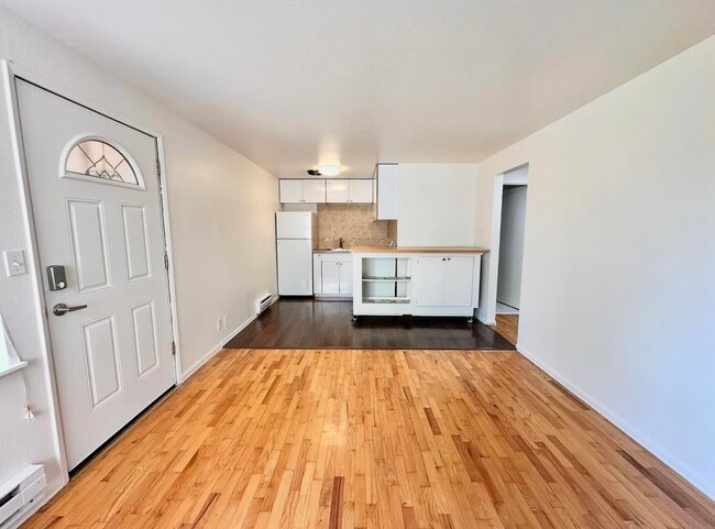 5101 Ravenna Ave NE Unit 6
