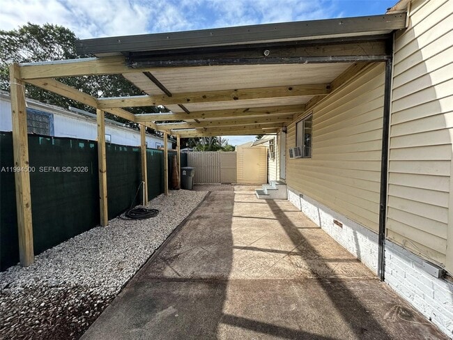 Photo - 11942 N Branch Rd