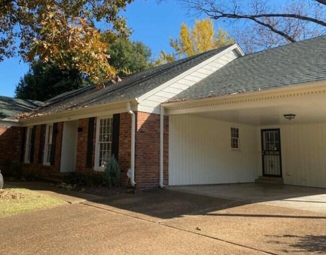 Photo - 1724 Poplar Estates Pkwy