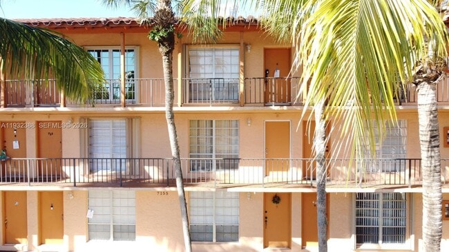 Photo - 7155 Miami Lakes Dr Unit P4