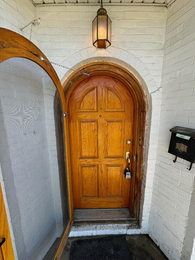 Photo - 3140 N 48th St