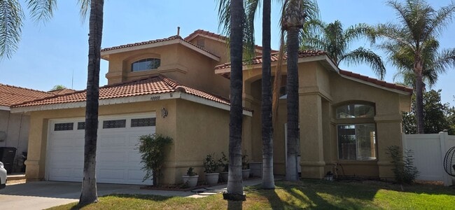 Four Bedroom Three Bathroom Home in Murrieta! - Four Bedroom Three Bathroom Home in Murrieta!