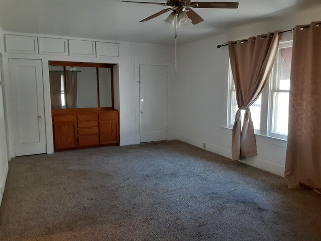 2971 Bedford Ave Unidad 2