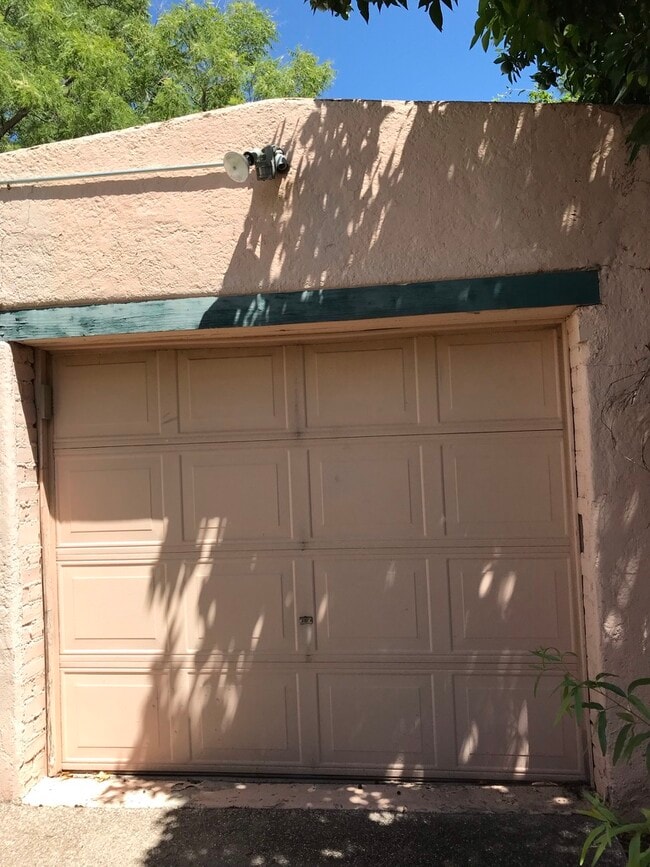 Photo - 928 N Campbell Ave