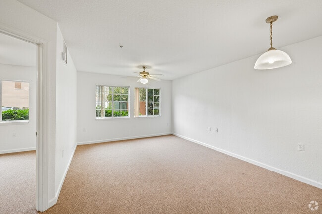 1BR, 1BA - 660SF - Living Room - Alabaster Gardens - 55+ Community