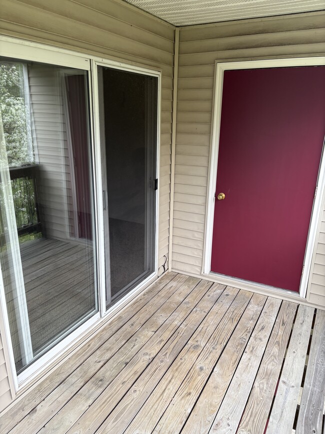 Whitmore Lake Apartments