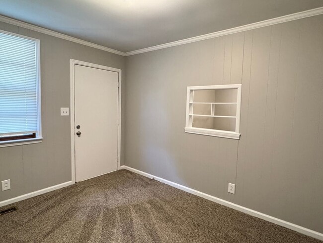 Photo - Excellent location! Just Remodeled 2 Bed/1...