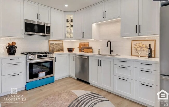 Photo - Modern Downstairs 2-Bedroom Unit Minutes from Sonoma Plaza Unit 534 3rd Street West