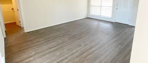 Photo - 737 Oak Park Dr