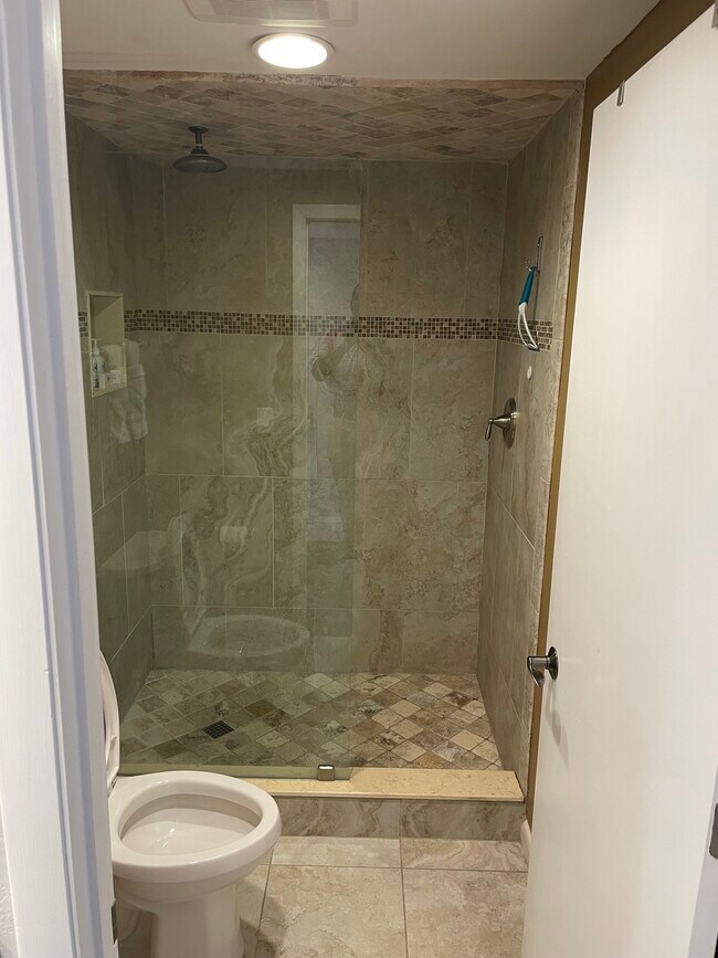 Photo - 4947 Mill Pond Rd Unit 3107