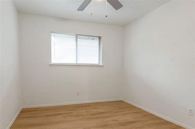 Photo - 812 Jefferson Ave Unidad D