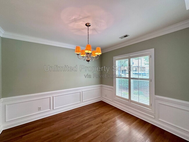 Photo - 5009 Whitner Dr