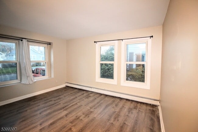 Photo - 31 Stewart Pl