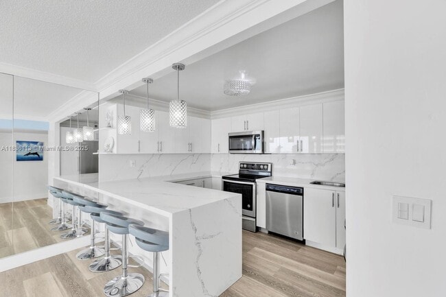 Photo - 600 NE 36th St Condo Unit 1404