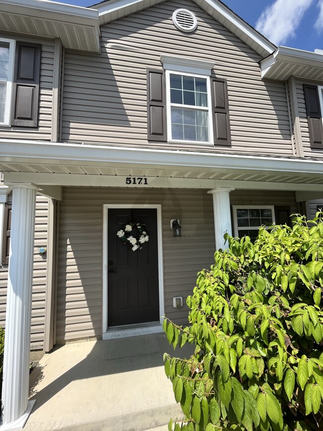 Building Photo - 5171 Mantua Dr Unit #64-C Rental