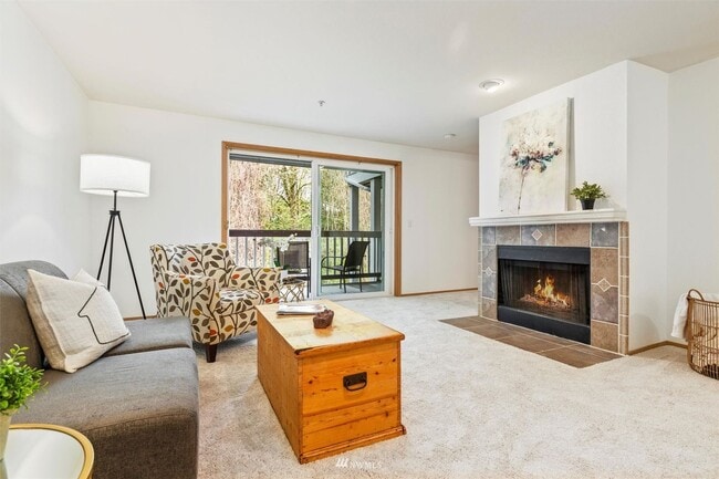 Photo - 23335 Cedar Way Unit B102