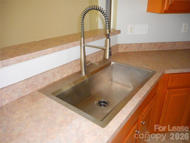 Photo - 1018 Fountainbrook Dr