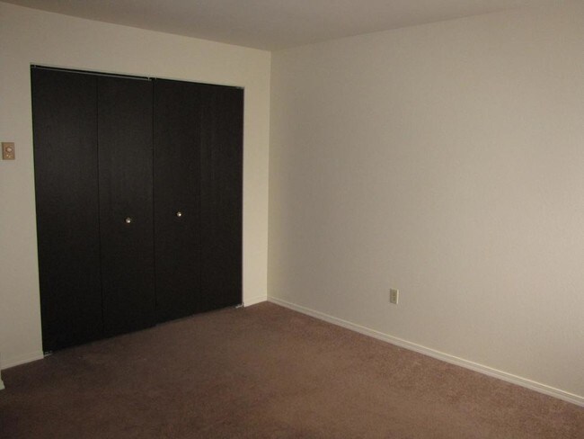 Bedroom - JanDal Apartments
