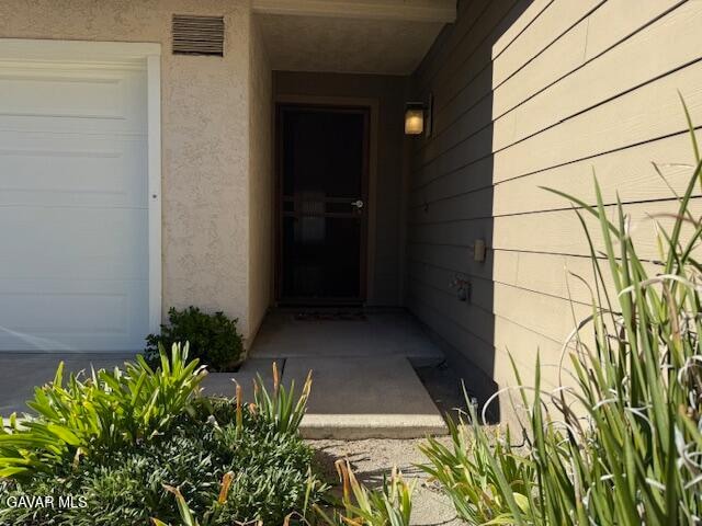 Photo - 26265 Rainbow Glen Dr
