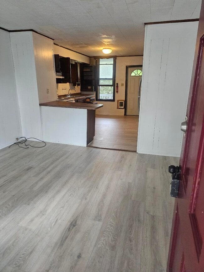 Photo - 2039 Kensington St