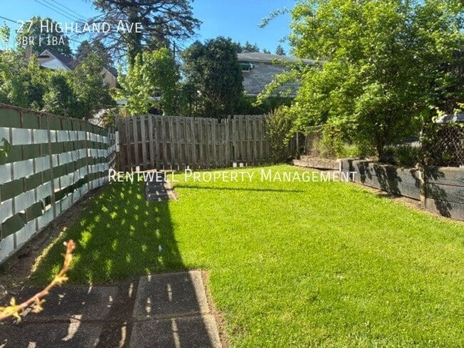 Photo - 27 Highland Ave