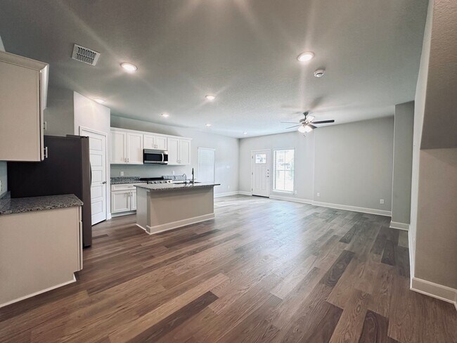 Photo - 7162 Magnolia Pass Unit 7162 Magnolia Crk 101