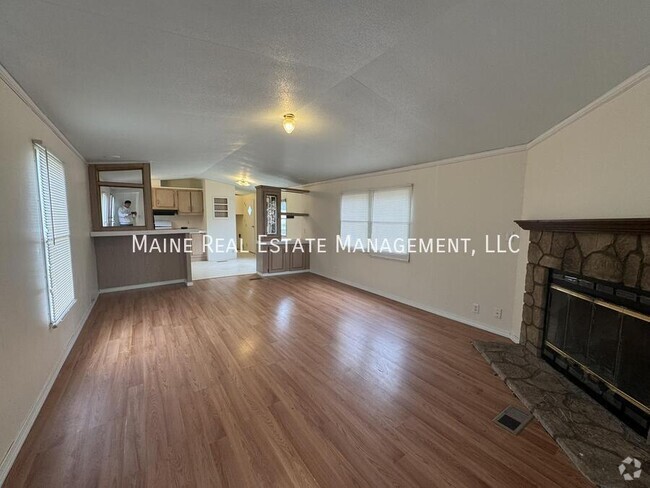 Building Photo - 25 Morton Ave Rental