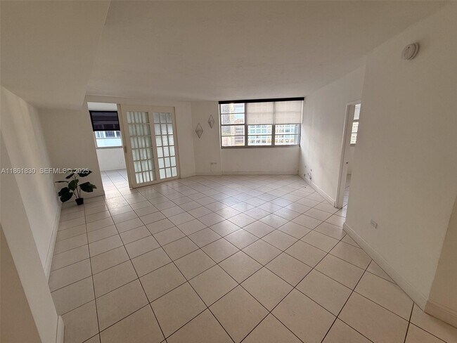 Photo - 801 Brickell Bay Dr Unit 2064