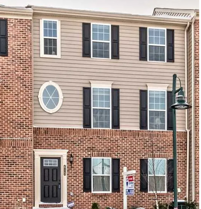 3 Bedroom/ 2.5 Bath Townhouse located in W... - 3 Bedroom/ 2.5 Bath Townhouse located in W...