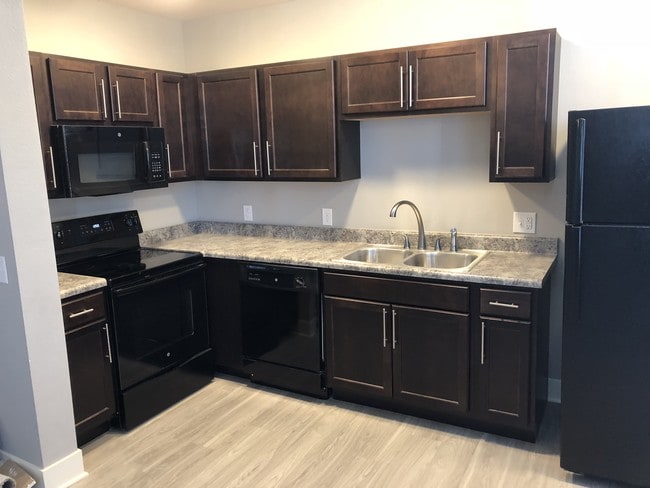 the retreat at mineral springs apartments for rent in martinsville in forrent com