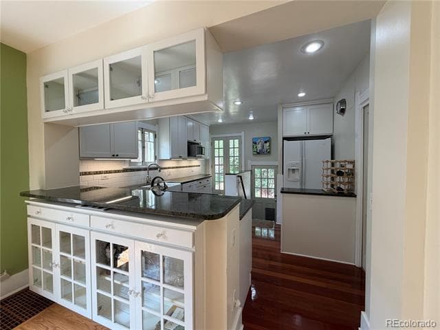 Photo - 631 Jackson St