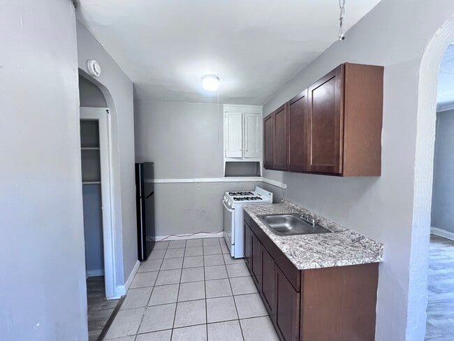 Photo - 848 Linn Dr Unidad 2