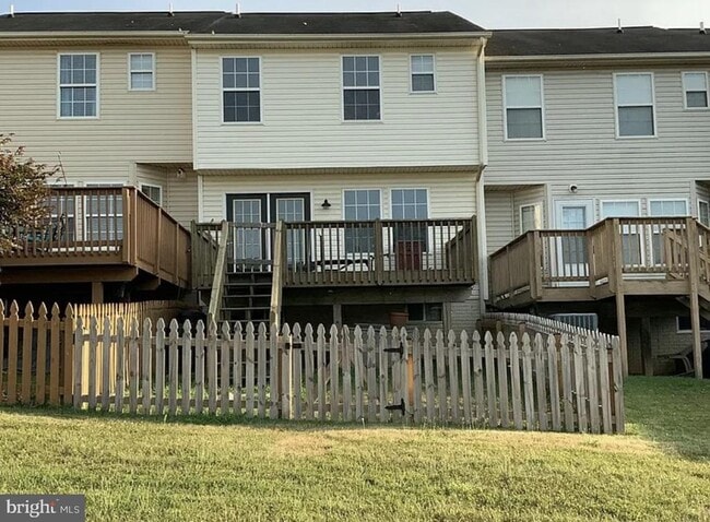 100 Quince Tree Dr